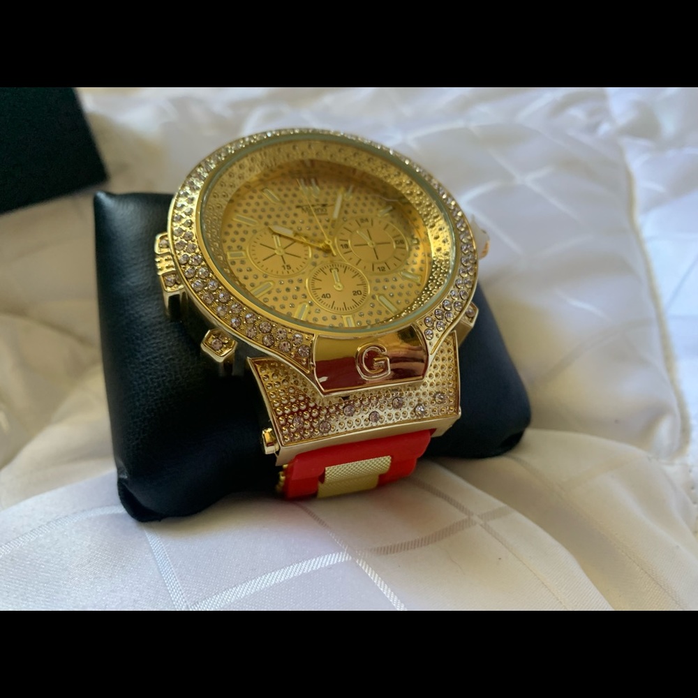 Men’s Watch - Picture 3 of 12